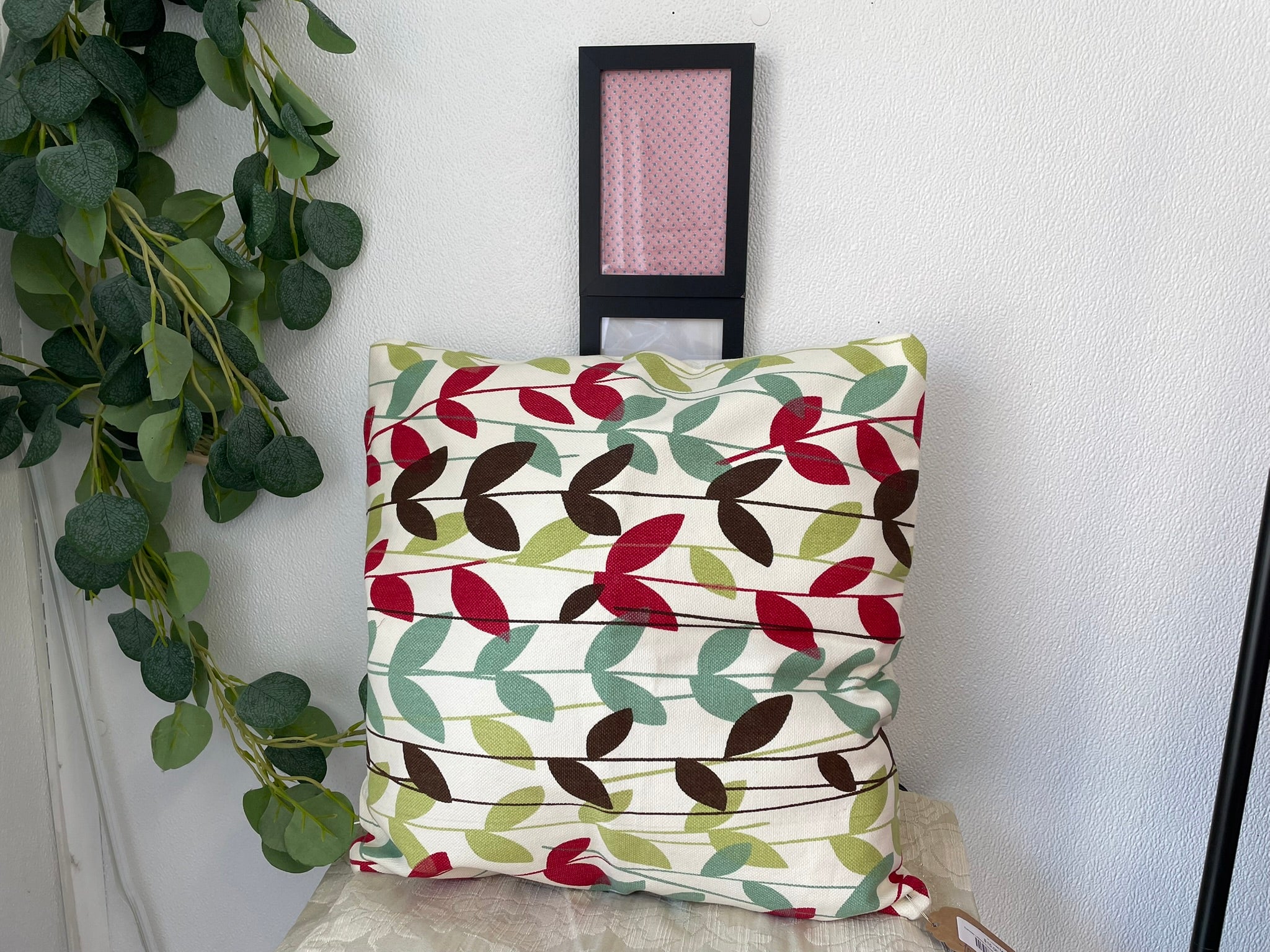 Canvas Leaves Cushion Cover