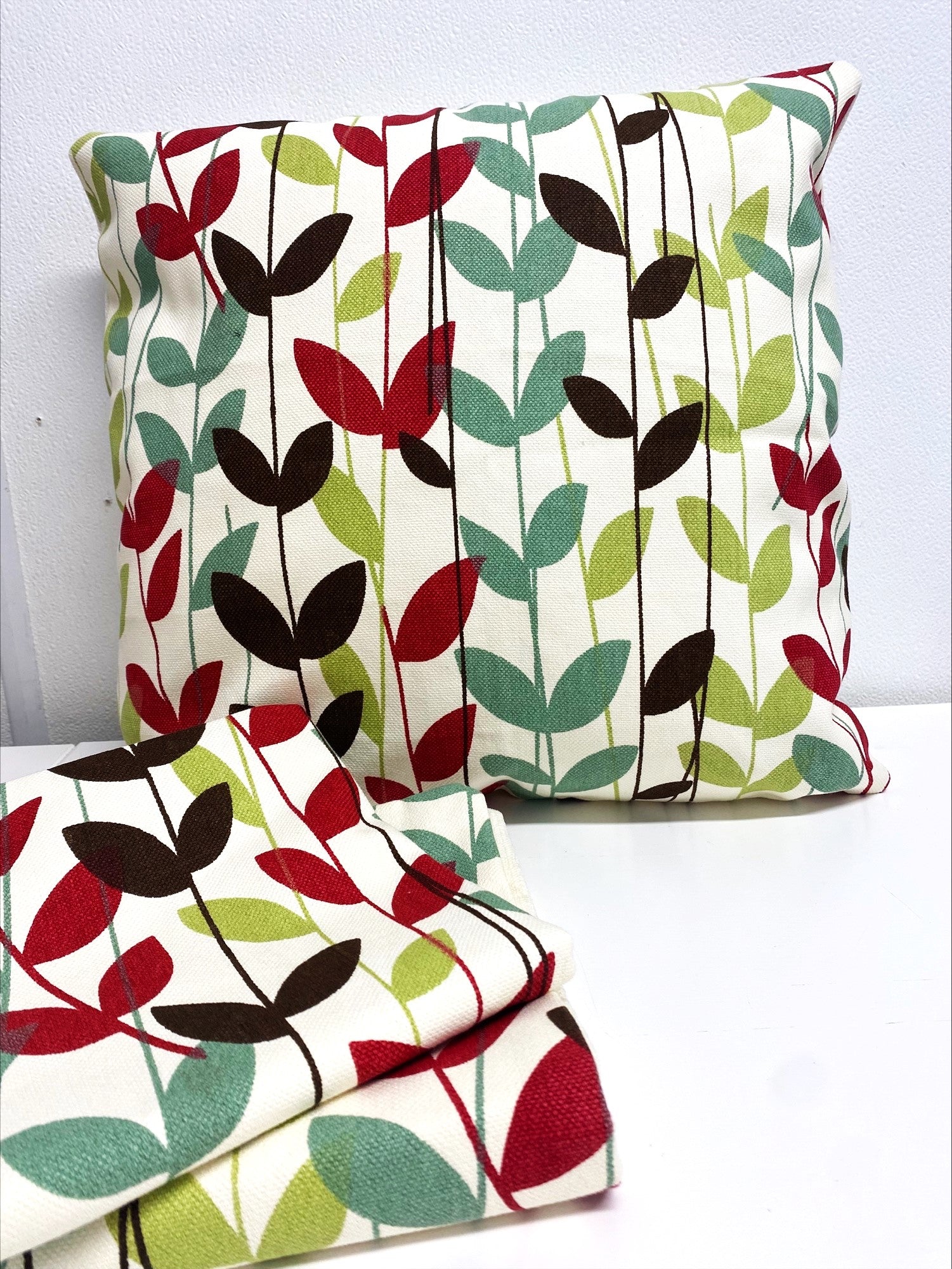 Canvas Leaves Cushion Cover
